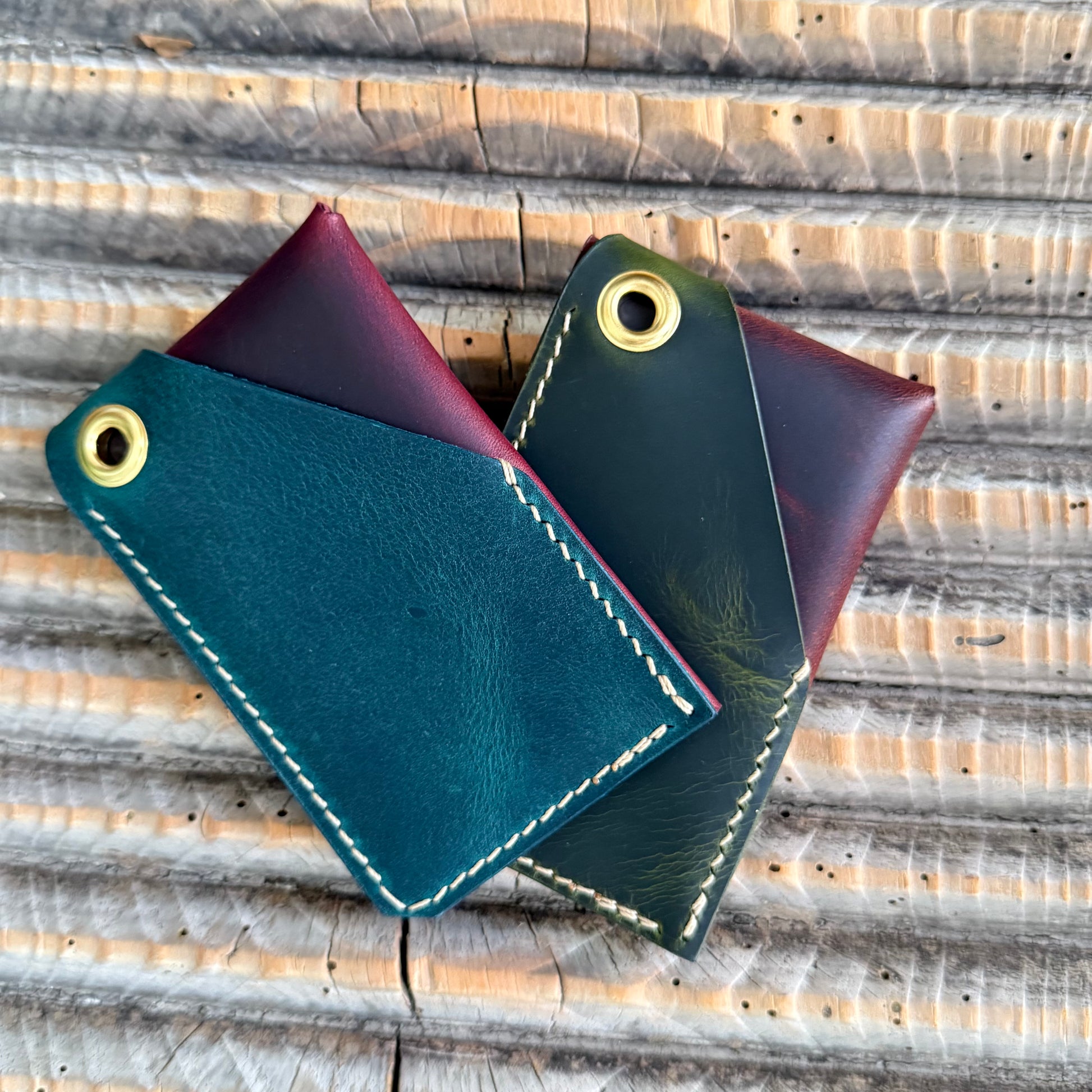 Custom Order: bifold Shell Cordovan #4 and two key keepers