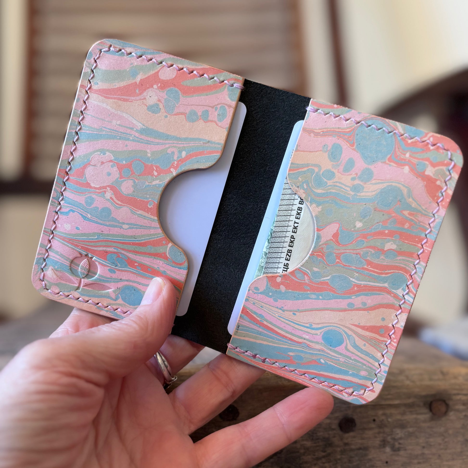 Matraquilla - Buttero black with hand marbled pastel colors