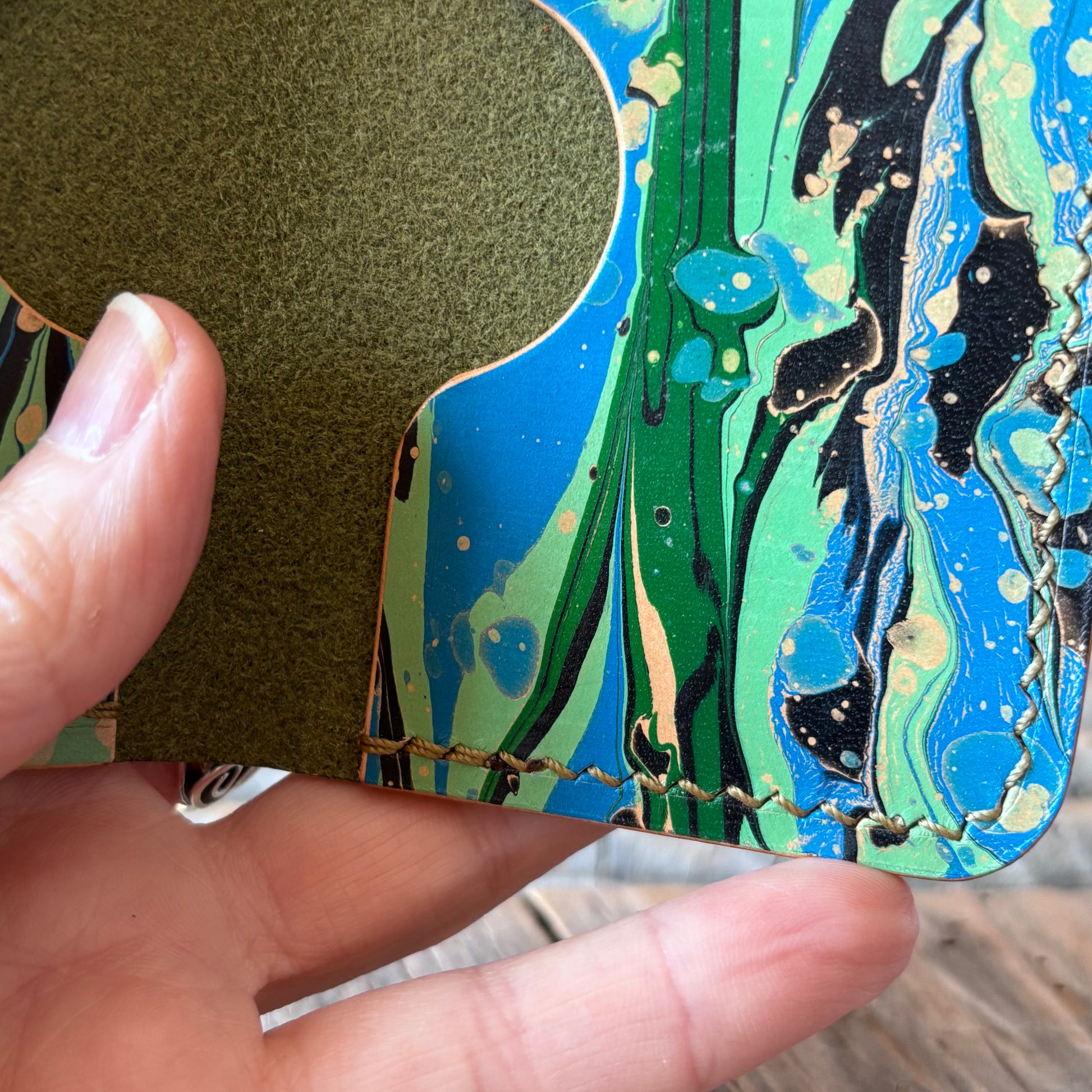 Matraquilla - Minerva Olive with blue & green hand-marbled
