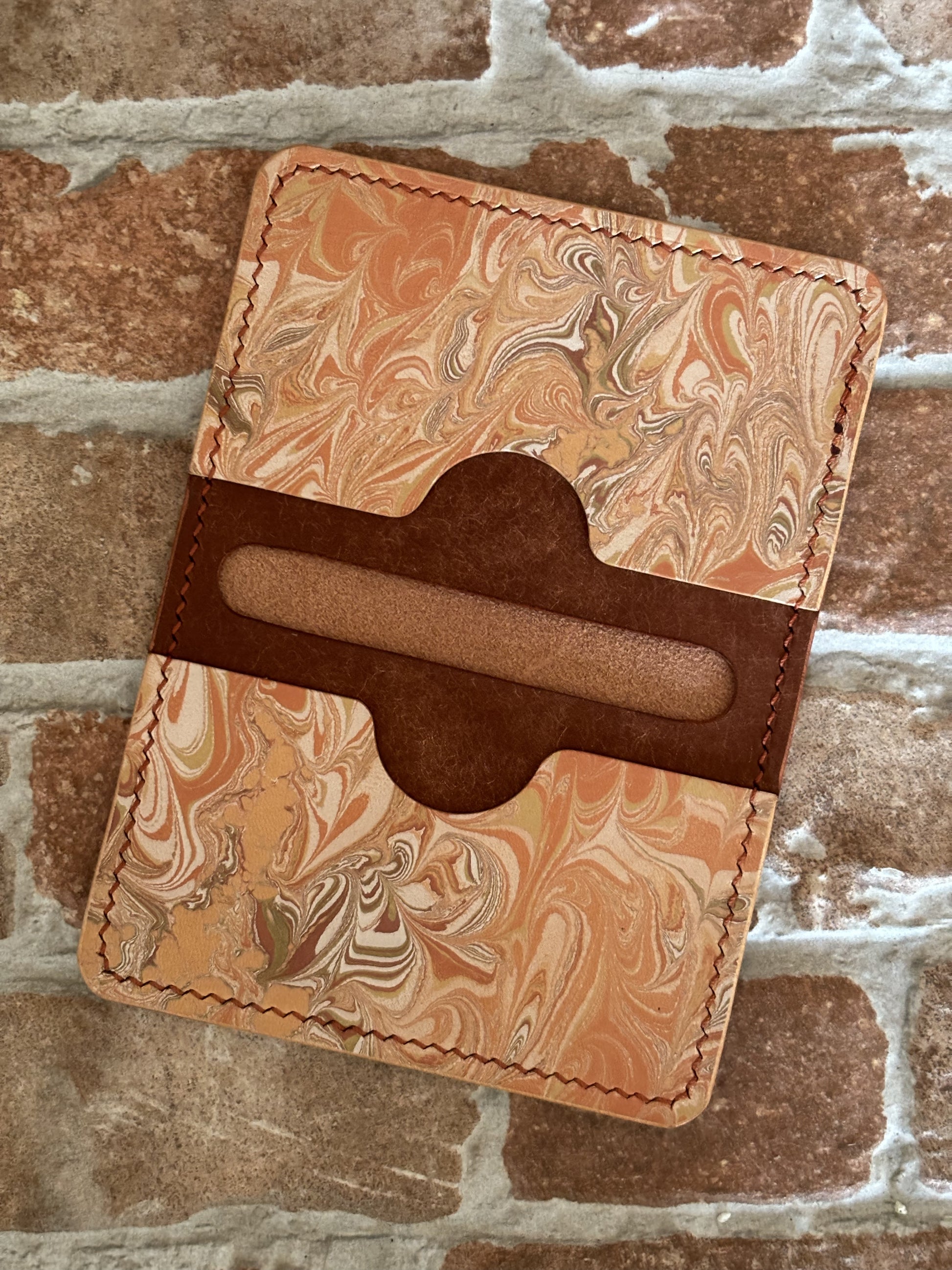 Quisquilla - Pueblo Siena and hand marbled