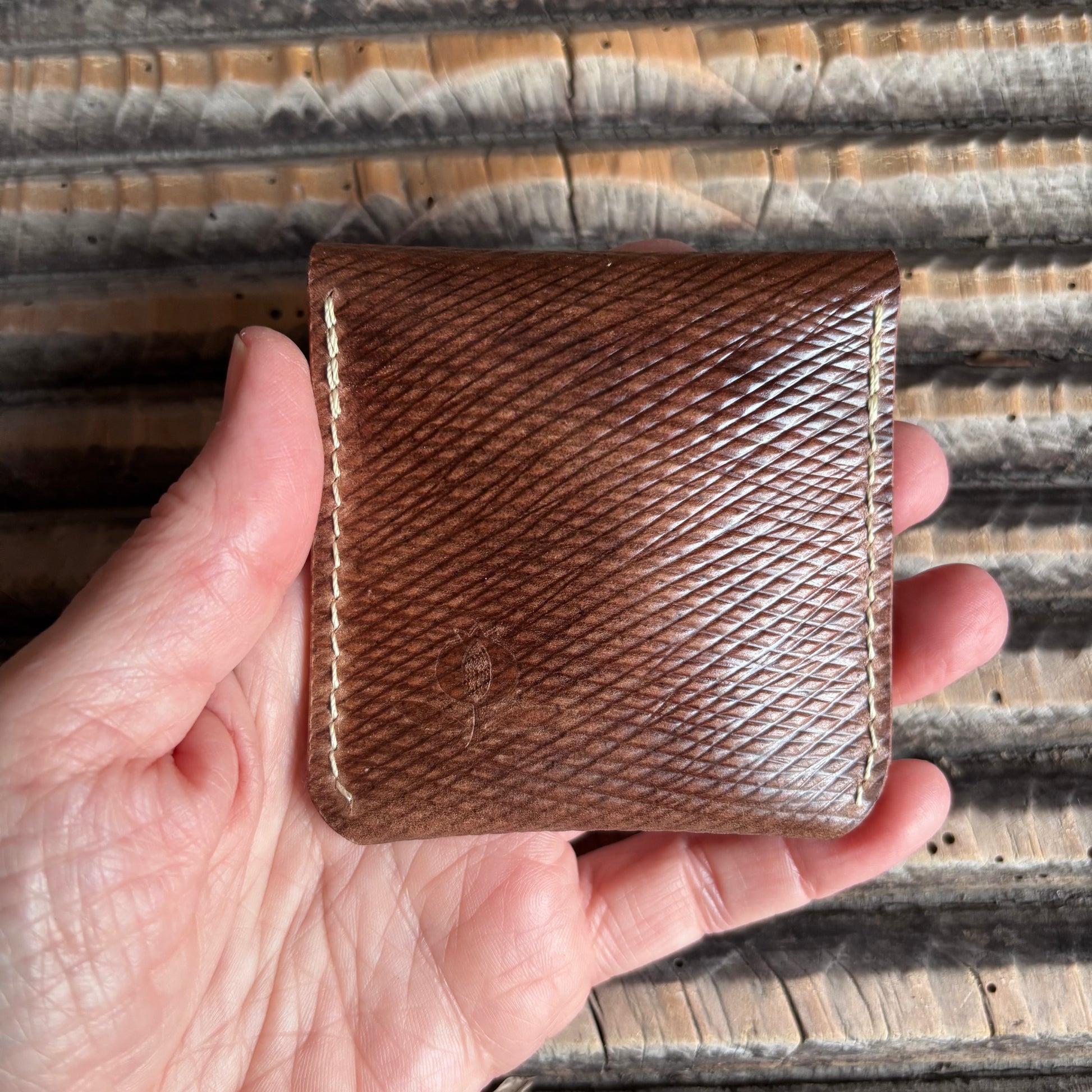 Veleta - Coin keeper in Shell Cordovan Metta Catharina Toscano