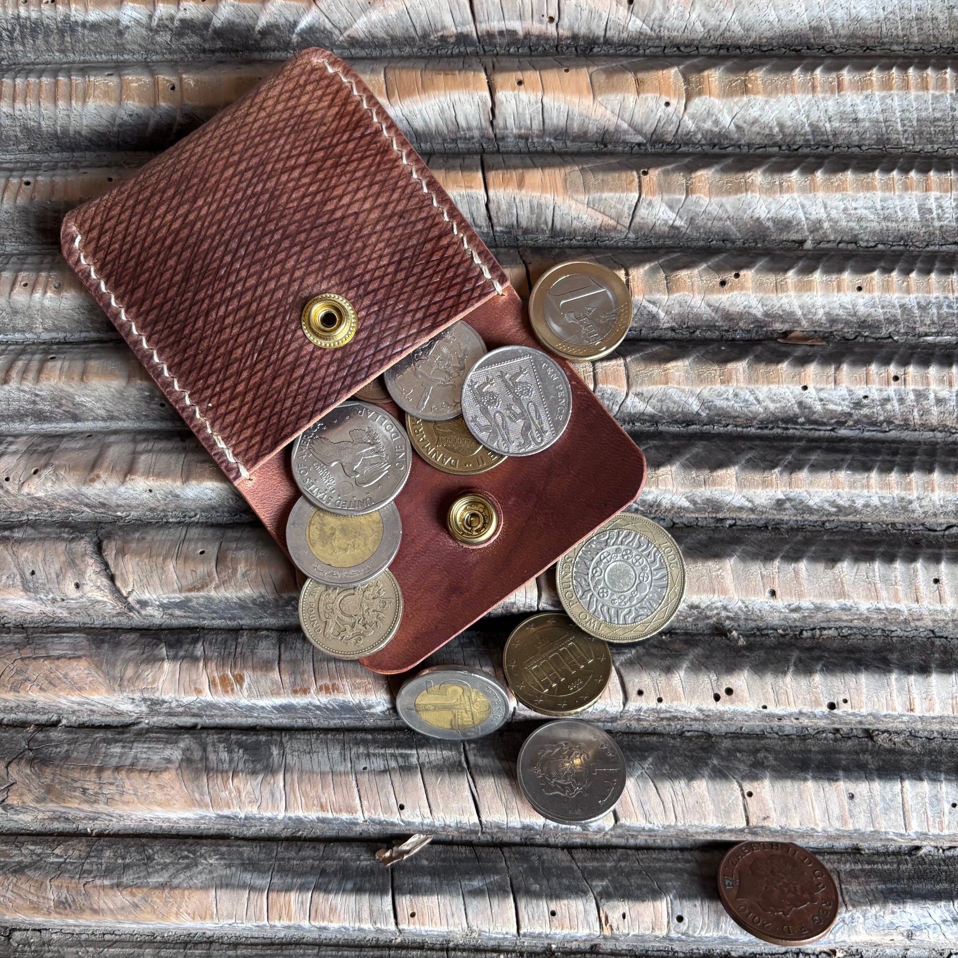 Veleta - Coin keeper in Shell Cordovan Metta Catharina Toscano