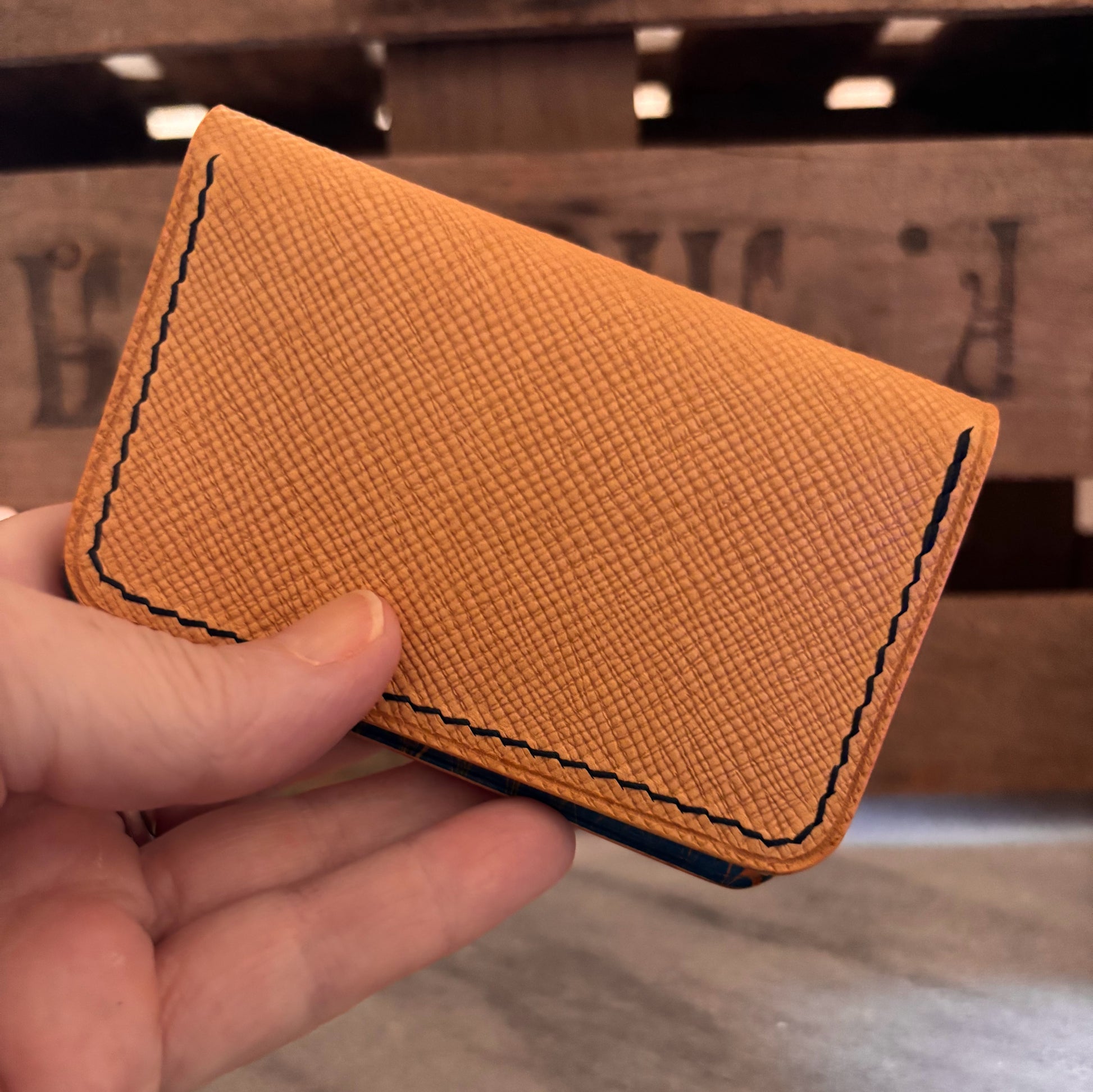 Matraquilla - Buttero Hatch Natural with hand-marbled