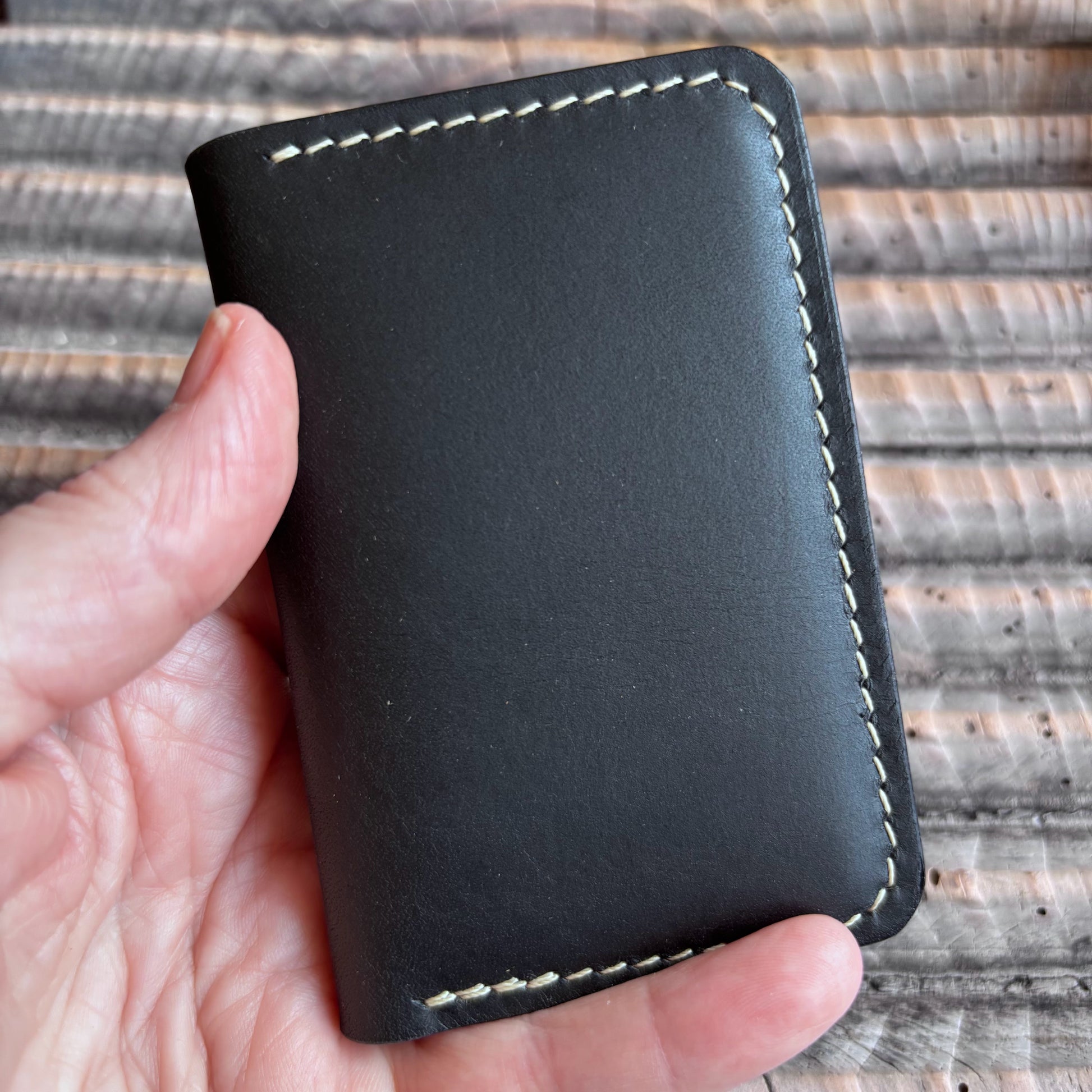 Matraquilla - Buttero Black with hand marbled slots