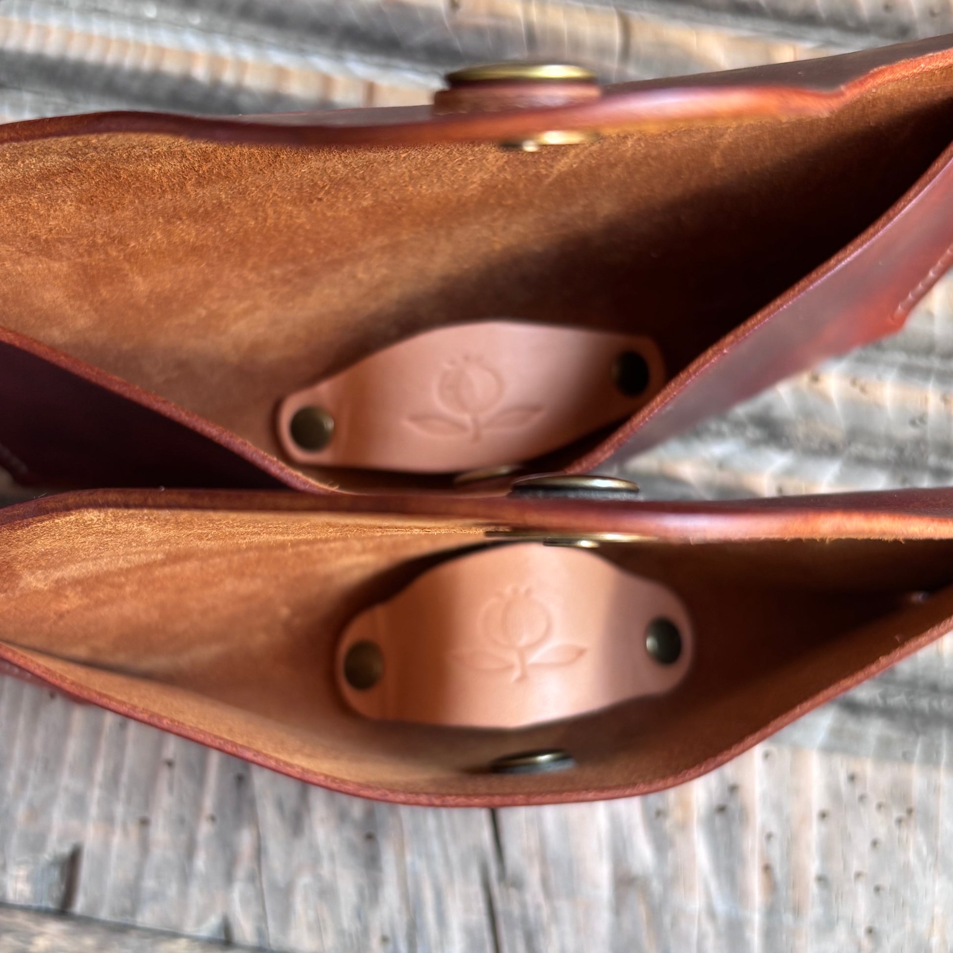 Mira - Glasses case, Badalassi Carlo waxy Bone