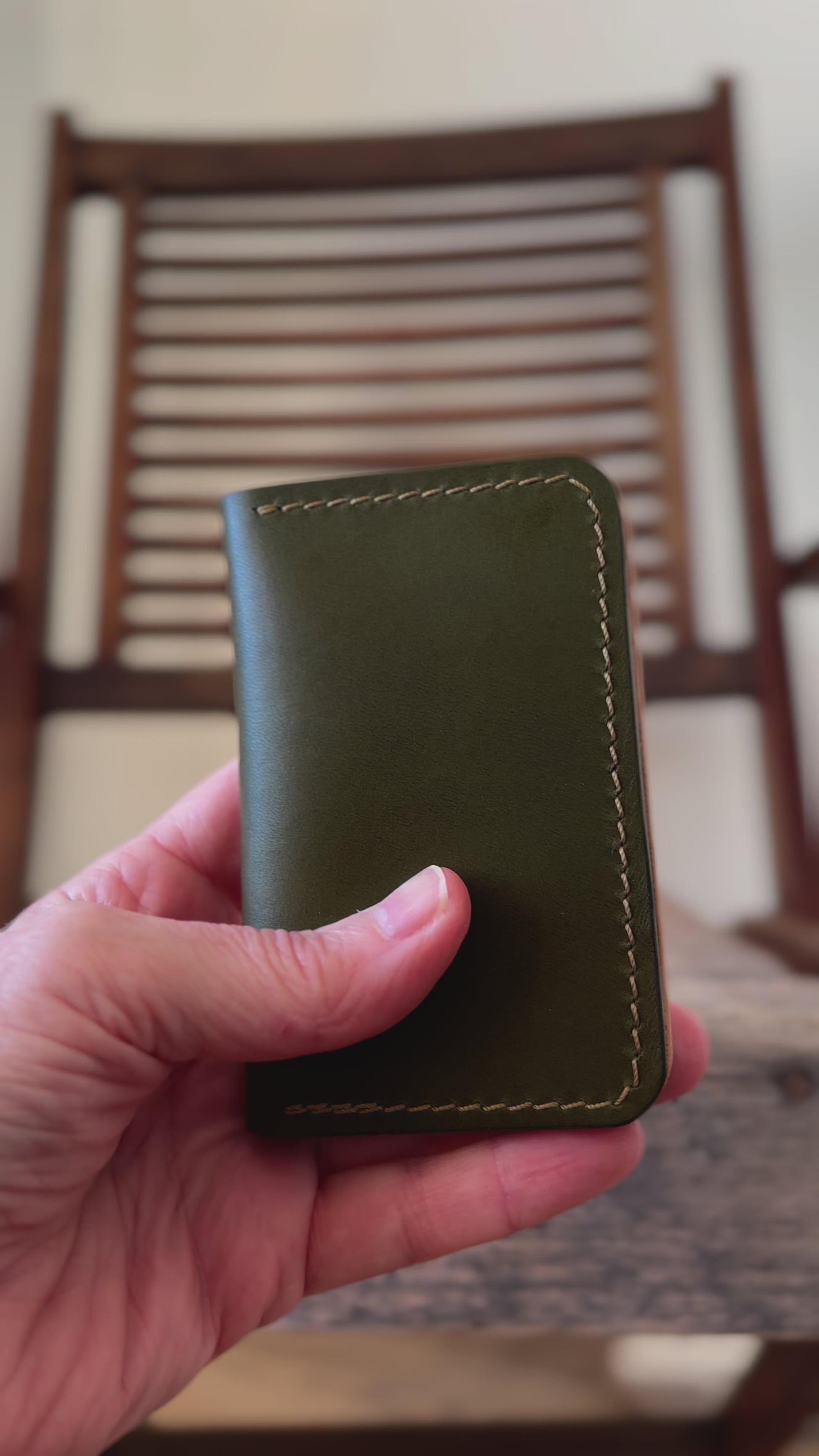 Matraquilla - Minerva Liscio Olive with hand marbled blues/greens