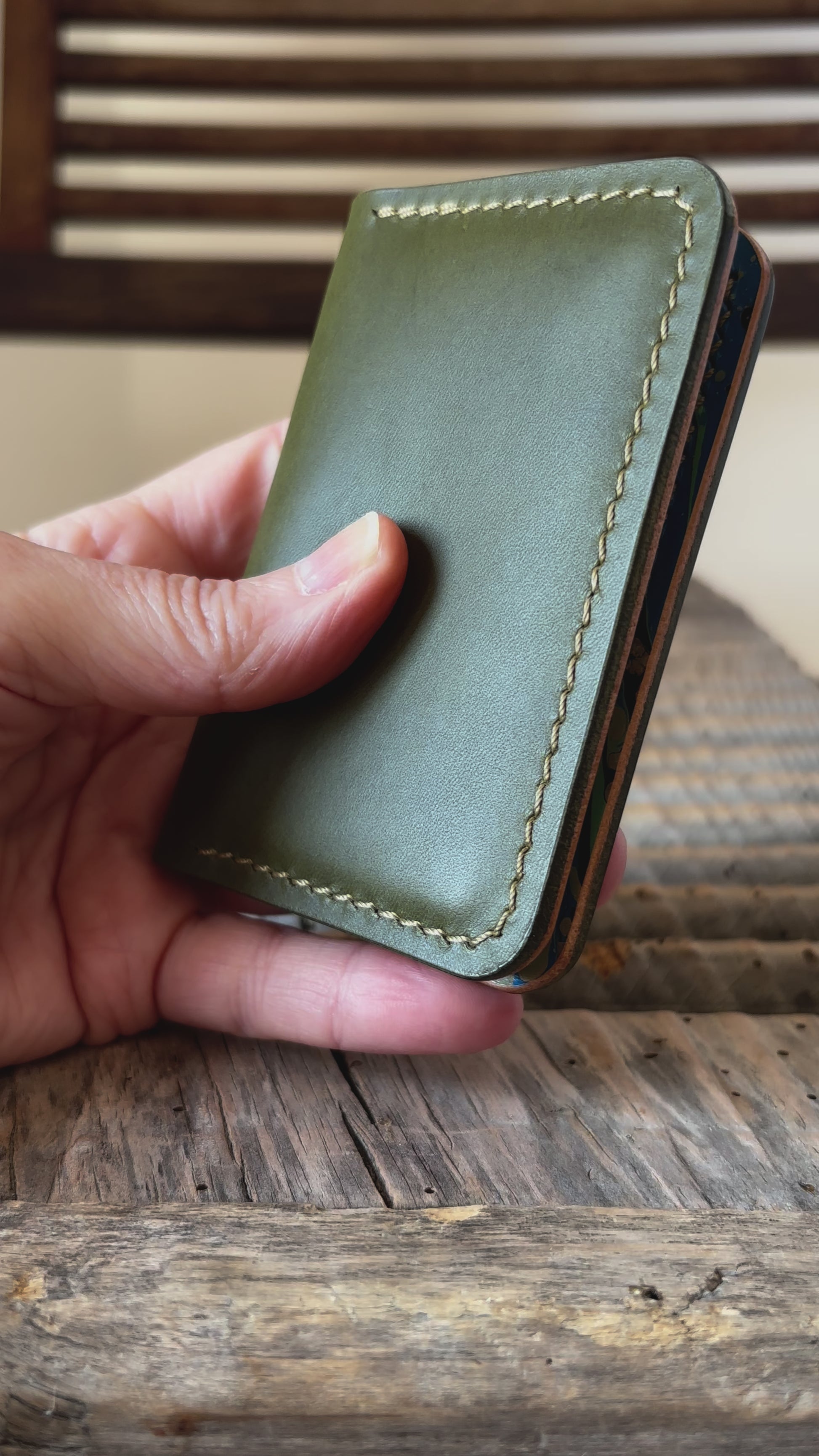 Matraquilla - Minerva Olive with blue & green hand-marbled