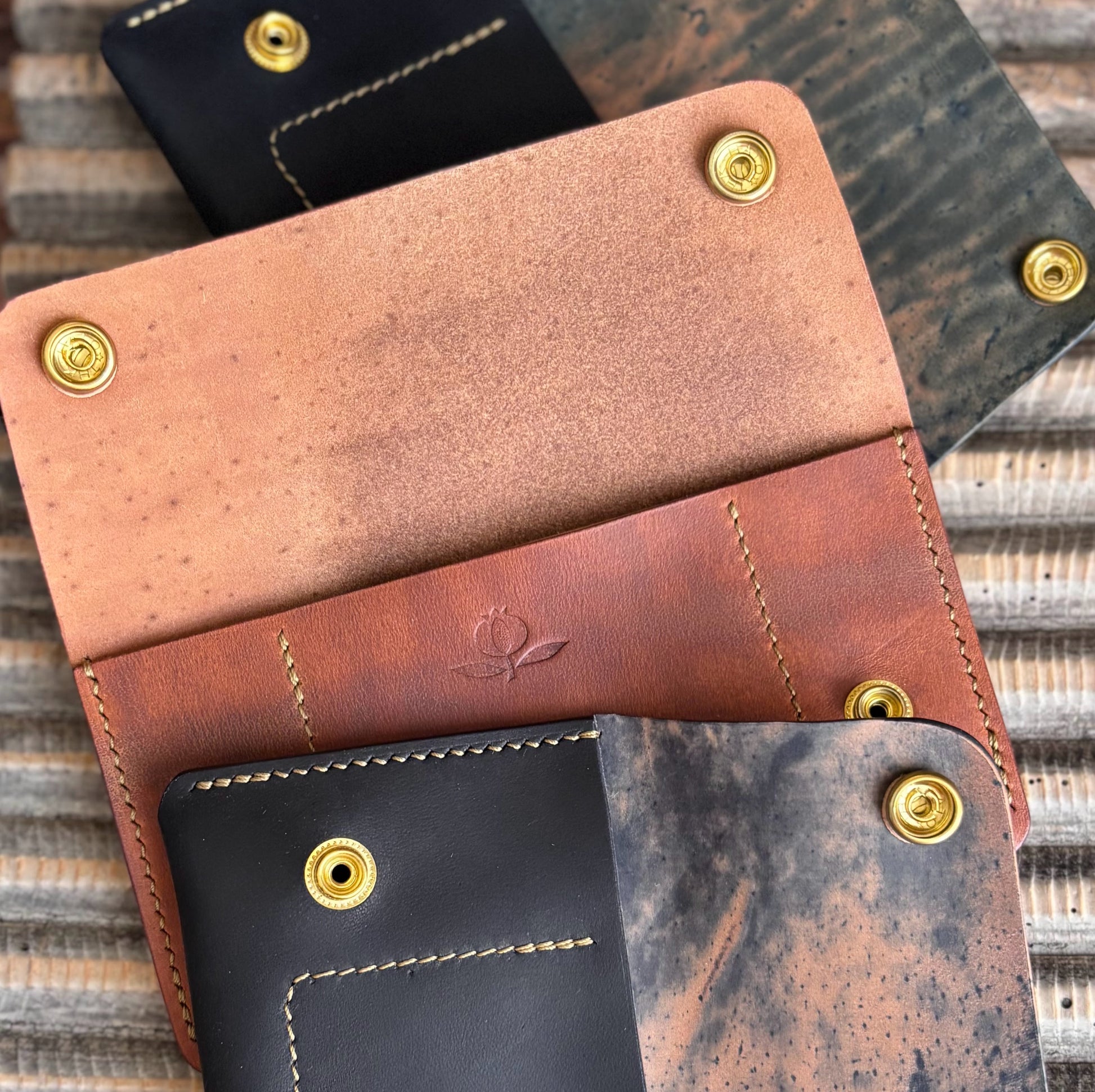 Moto - Guidi Rosellini Flower Marble in black