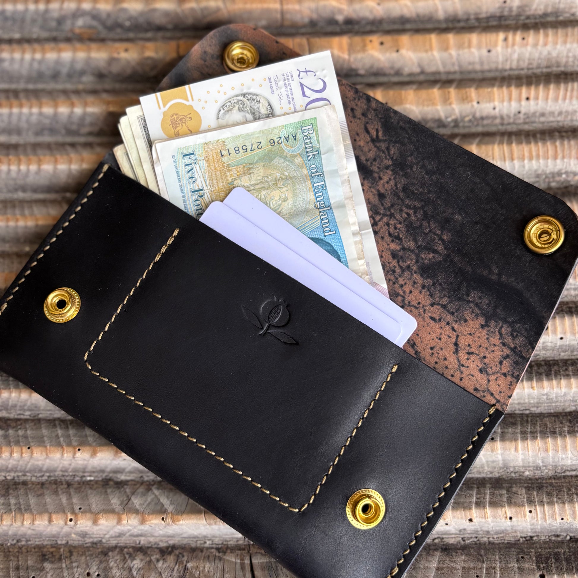 Moto - Guidi Rosellini Flower Marble in black