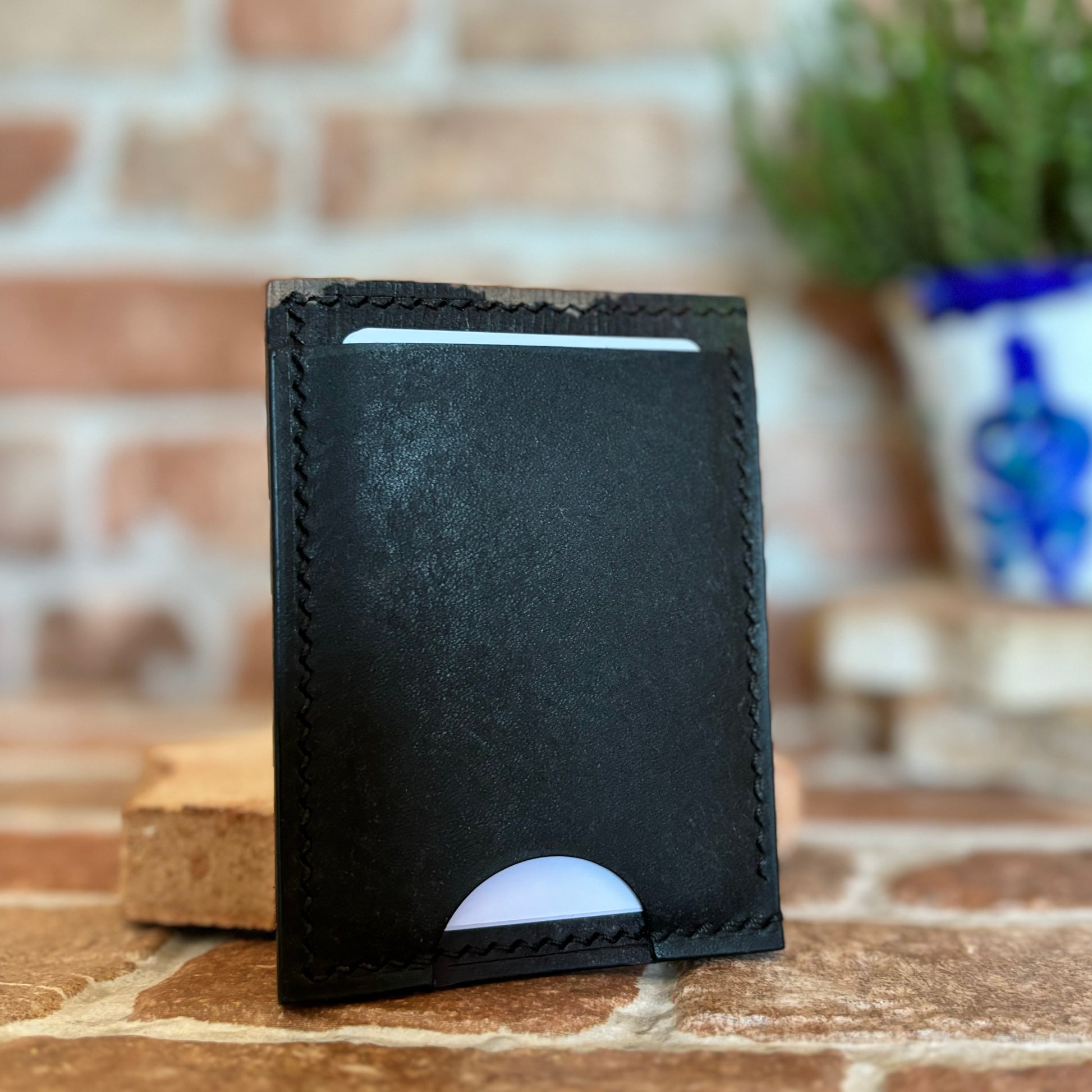 Mijilla - Black Pueblo with Corium Shell Toscano reverse