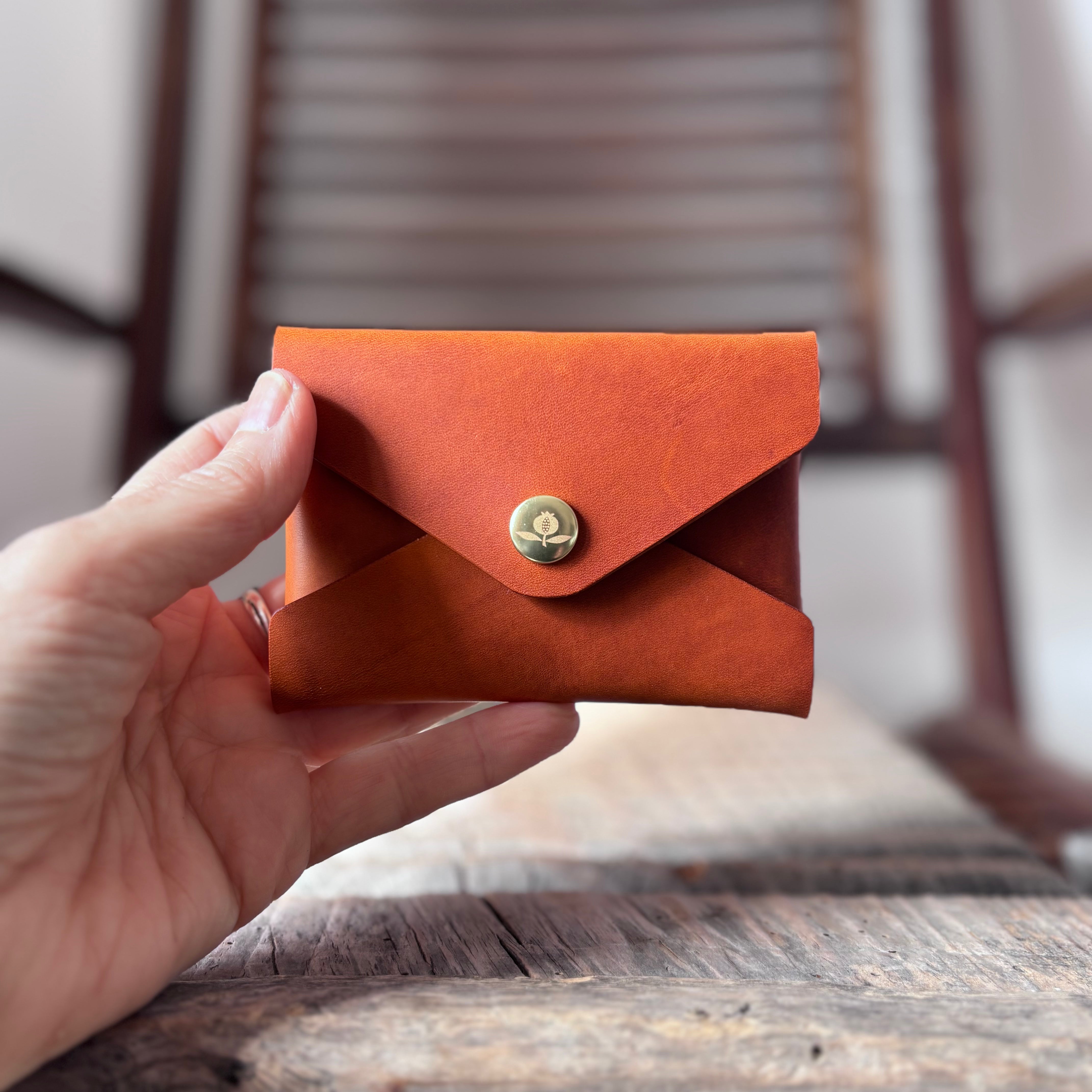 Pétalo envelope wallet - Minerva Olmo