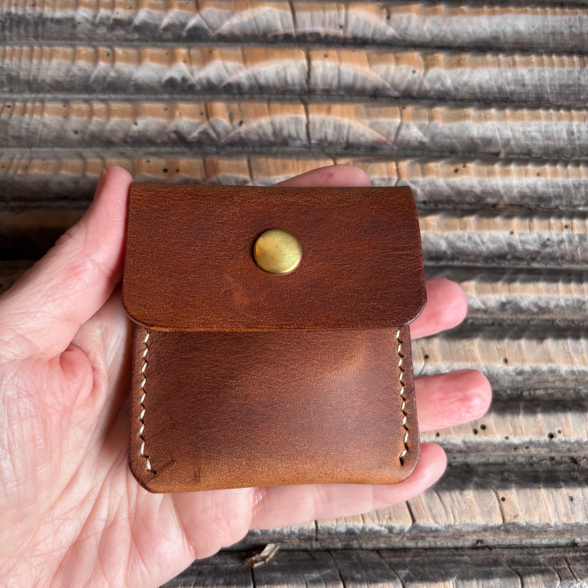 Veleta - Coin keeper in Shell Cordovan Culatta Cavallo Flower: Whiskey
