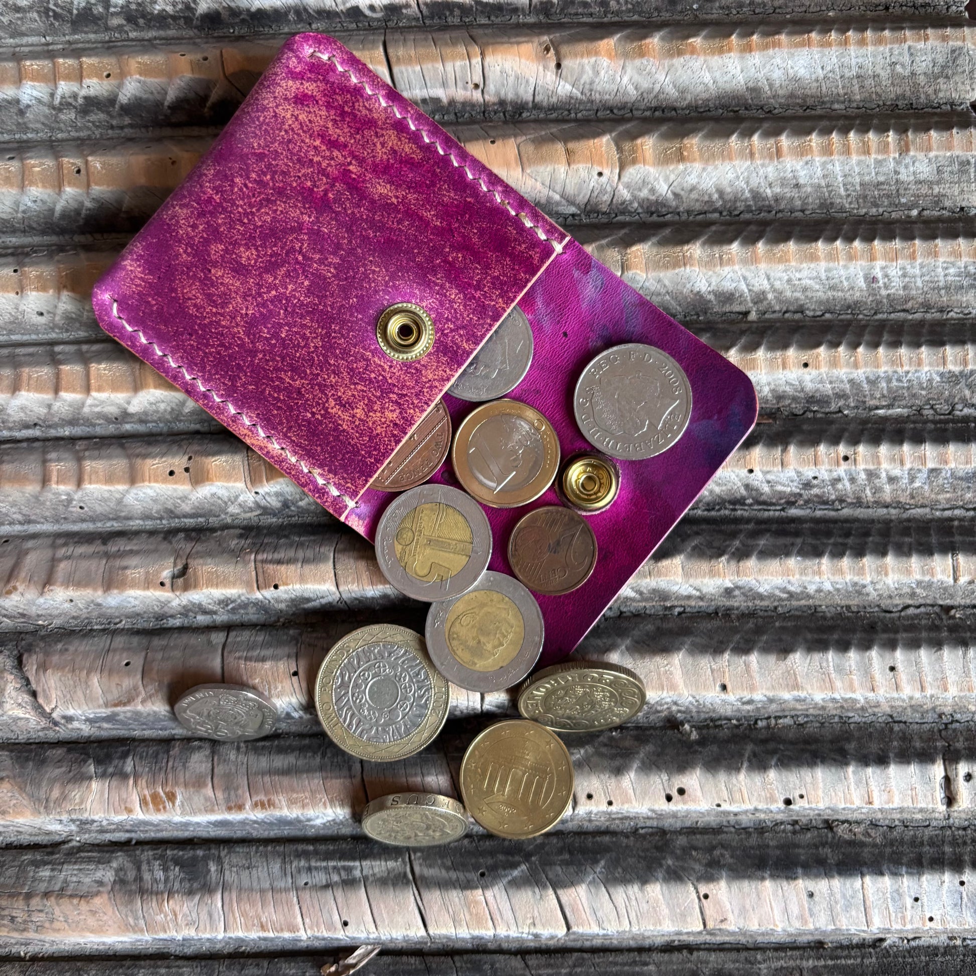 Veleta - Coin keeper in UV Shell