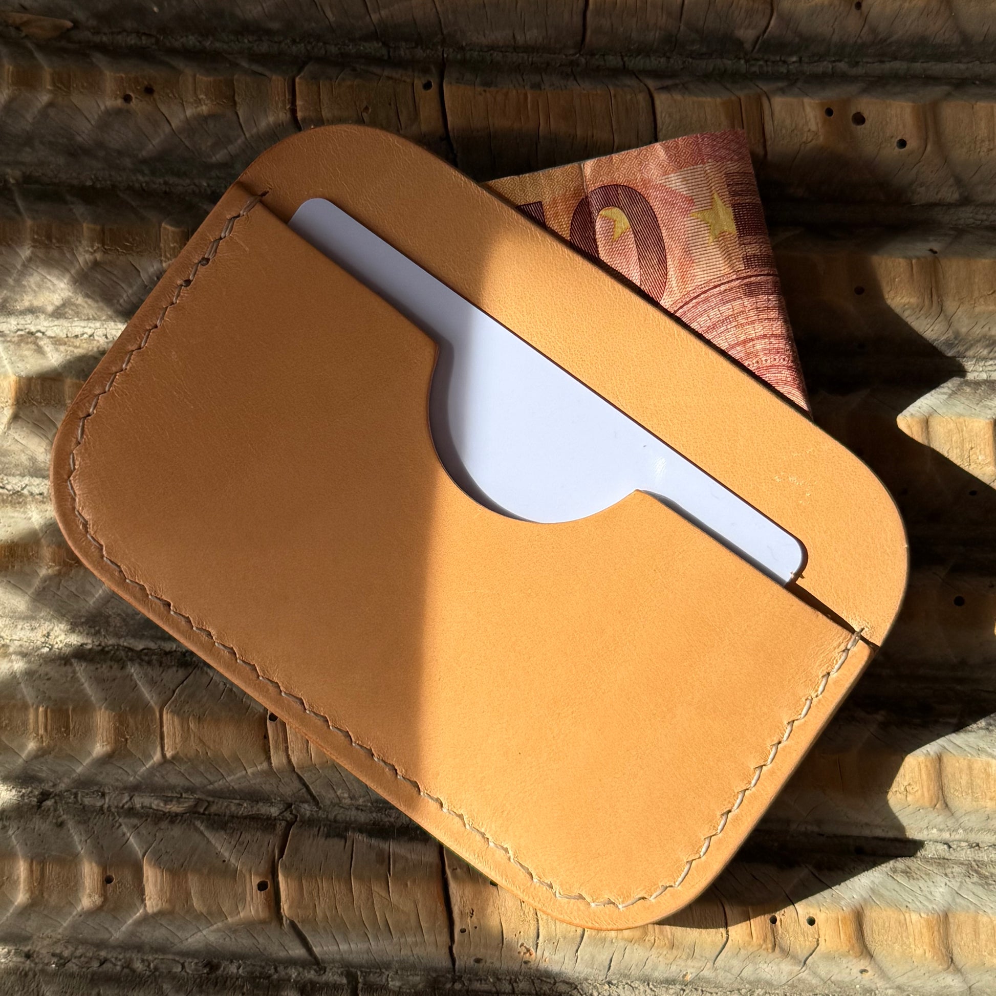 Compact Card Case - Natural Vegetable-Tanned Leather
