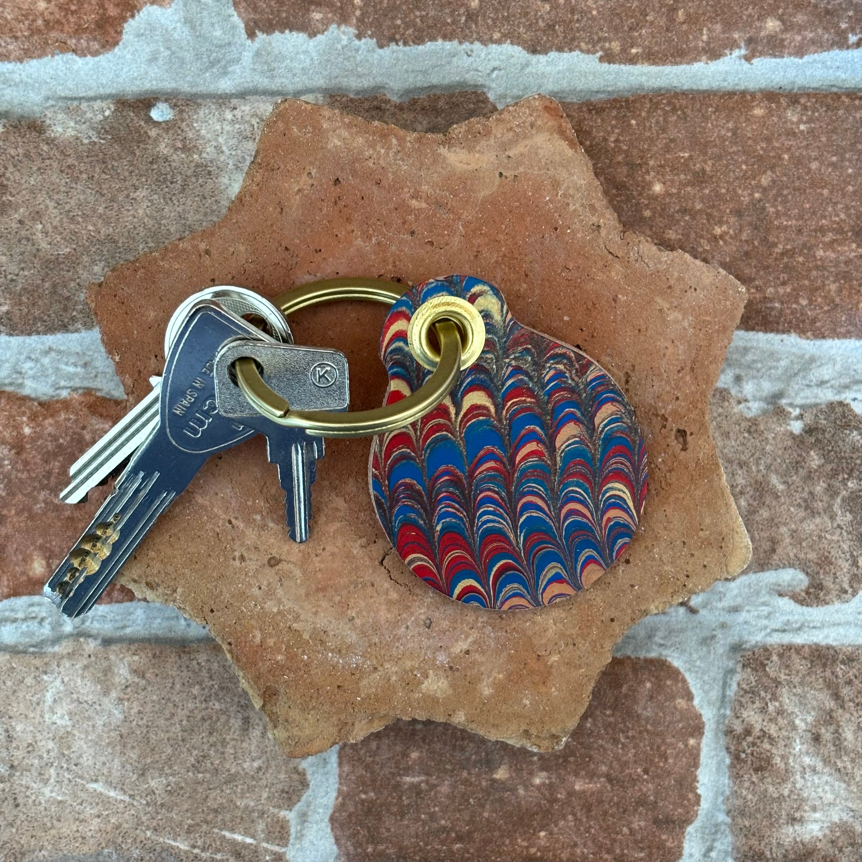 Sabika Hand Marbled Key Fob - round