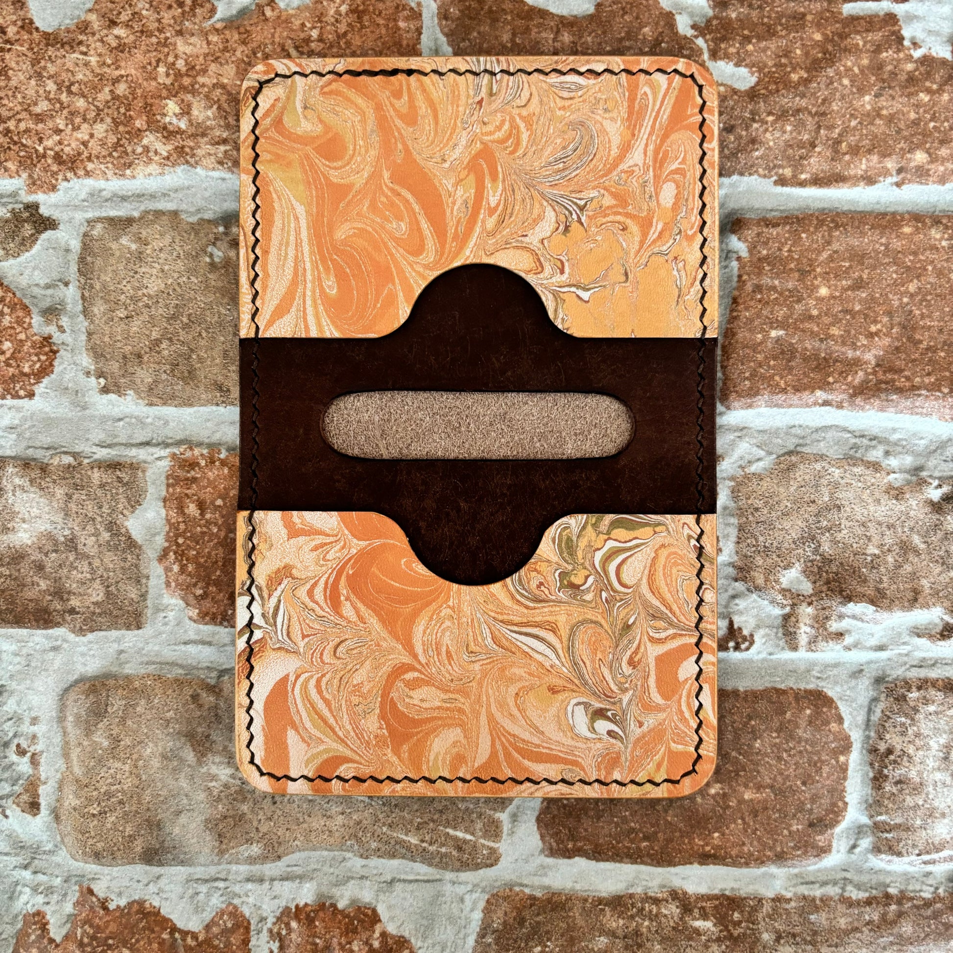 Quisquilla - with Chestnut Pueblo & copper/silver/gold card slides